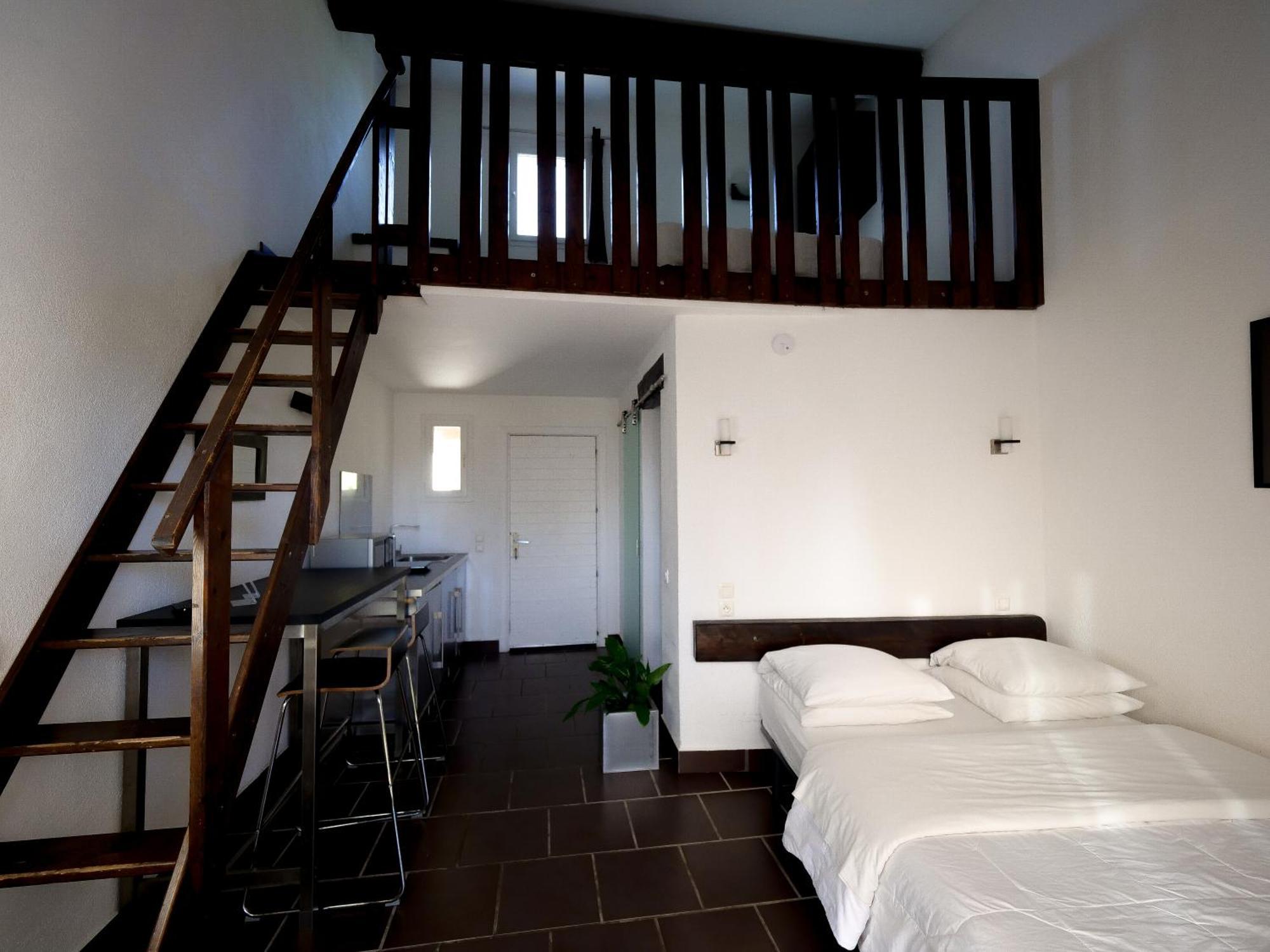 Mas Mls Hotel Saintes-Maries-de-la-Mer Bagian luar foto